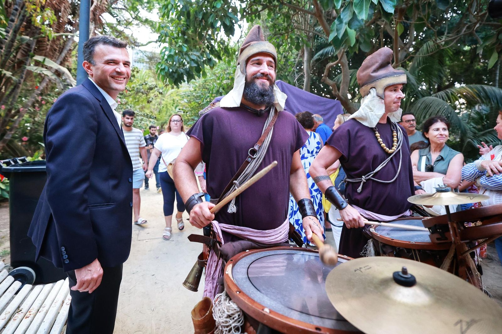 Imágenes del Mercado Fenicio del Parque Genovés de Cádiz
