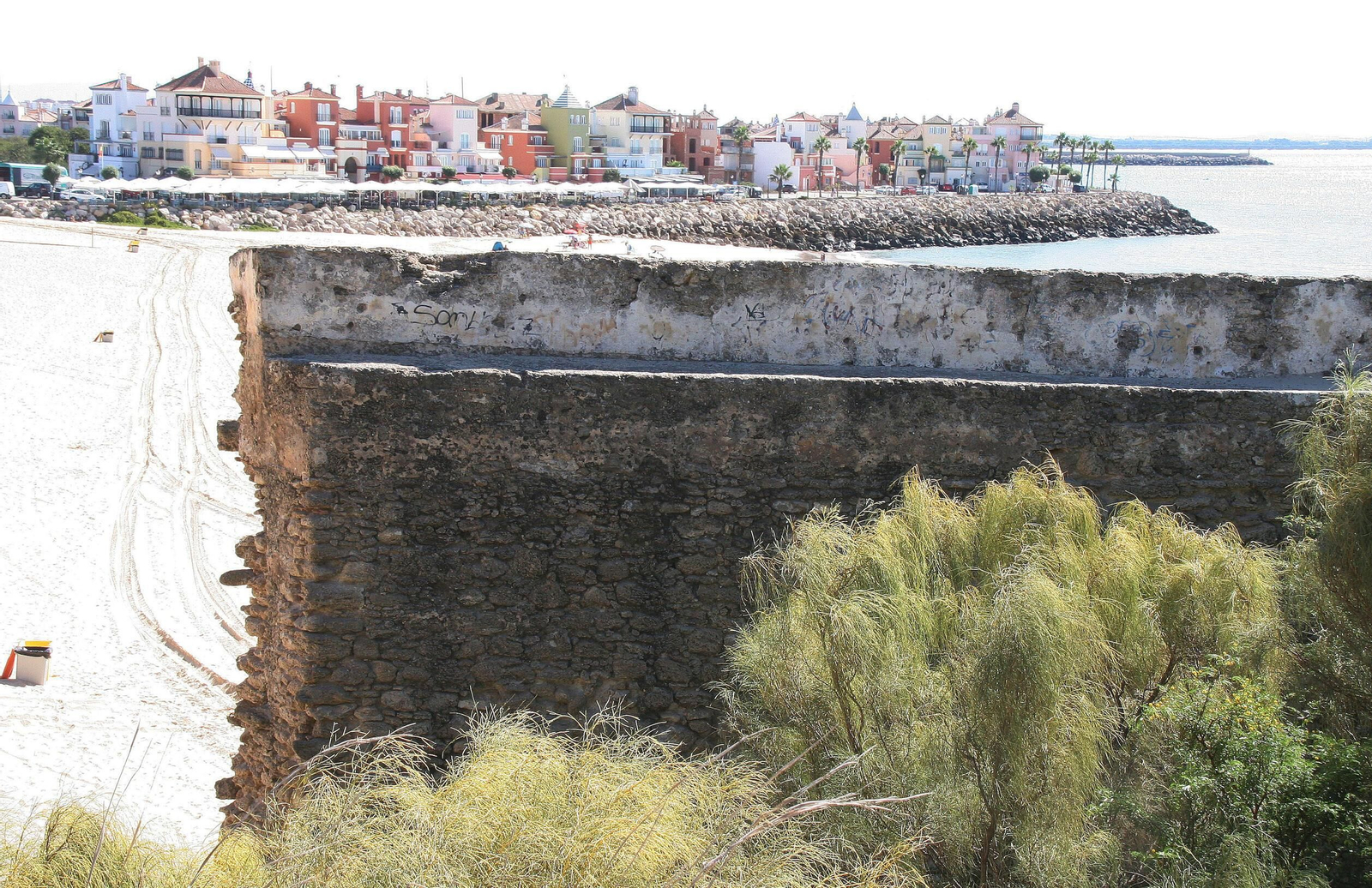 Imágenes del estado de conservación de las murallas de El Puerto