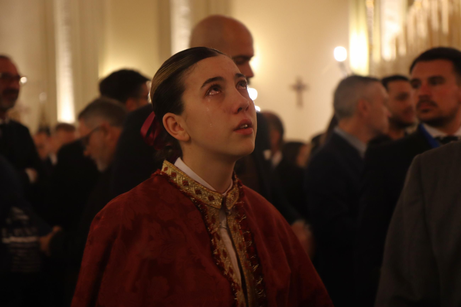La salida de la hermandad de San Pablo desde el Santuario de los Gitanos