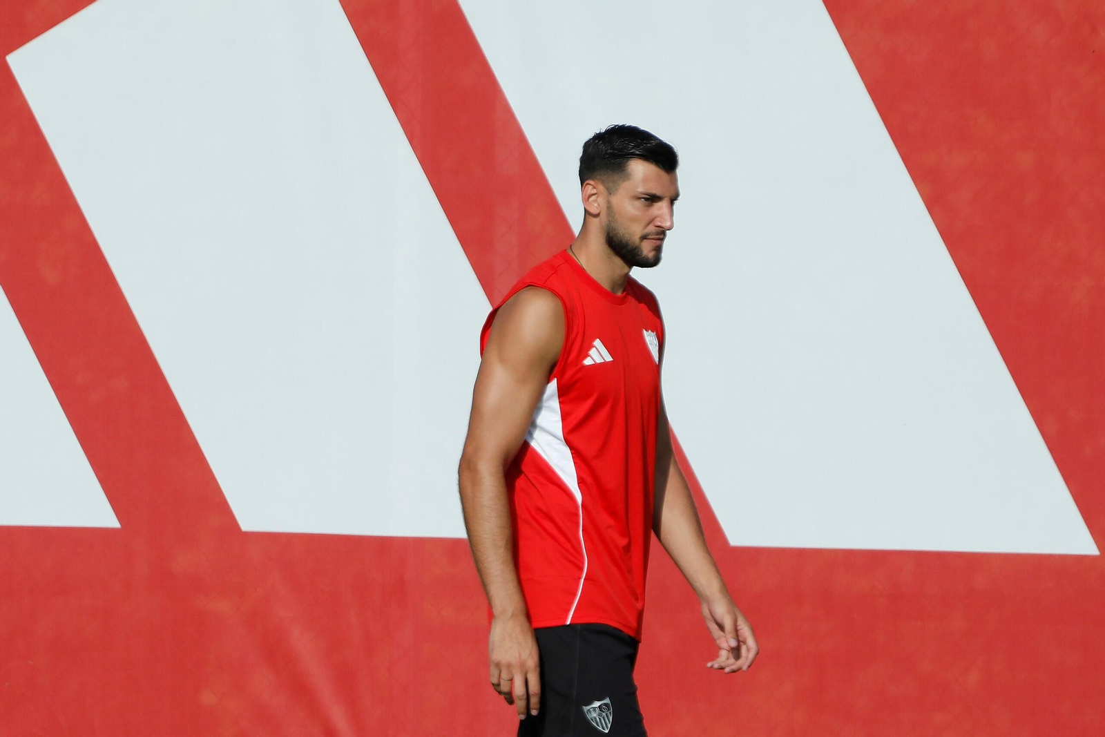 Las fotos del primer entrenamiento del Sevilla FC de la temporada 2025/2026