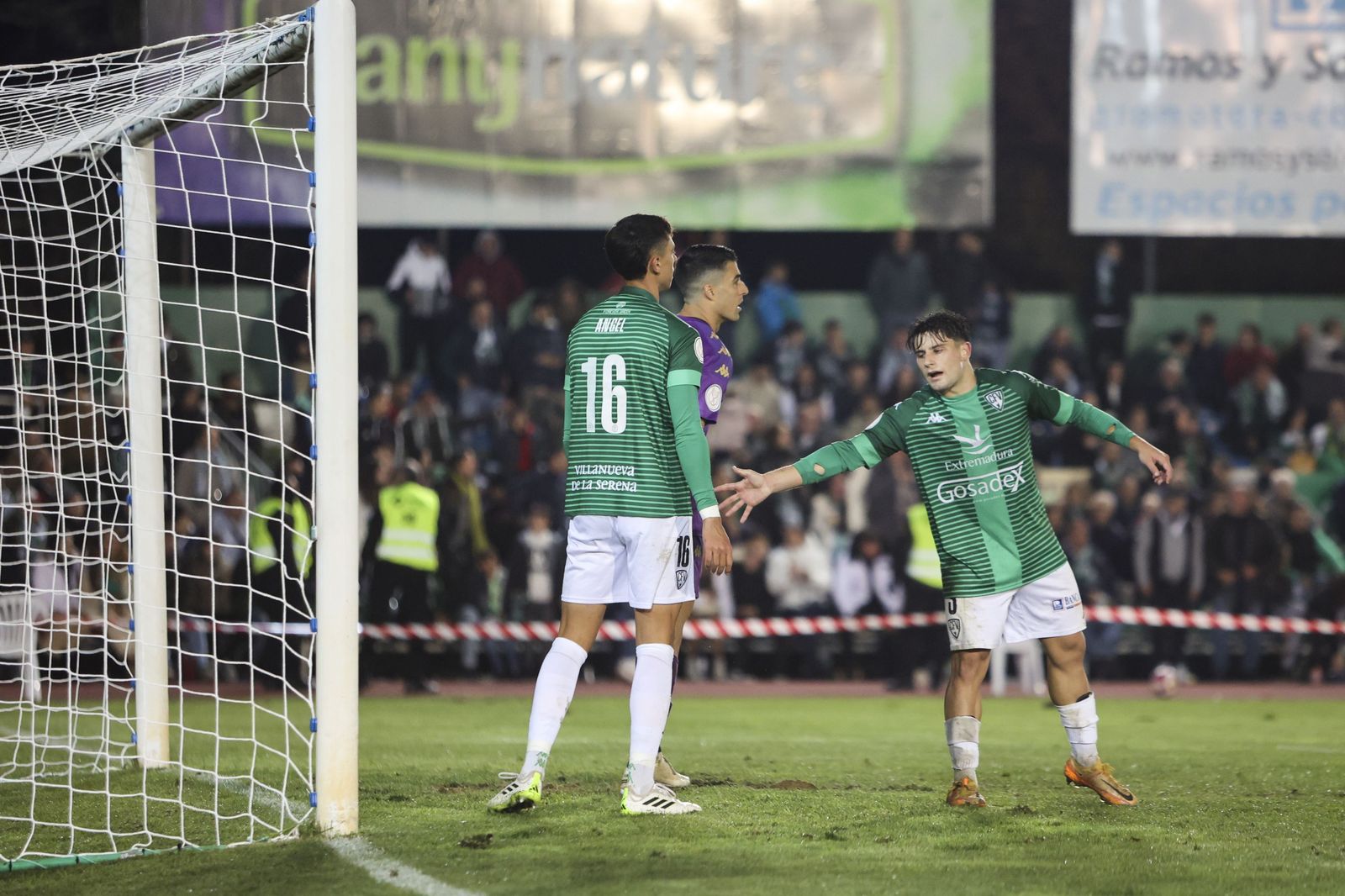 Las fotos del Villanovense-Betis de Copa del Rey