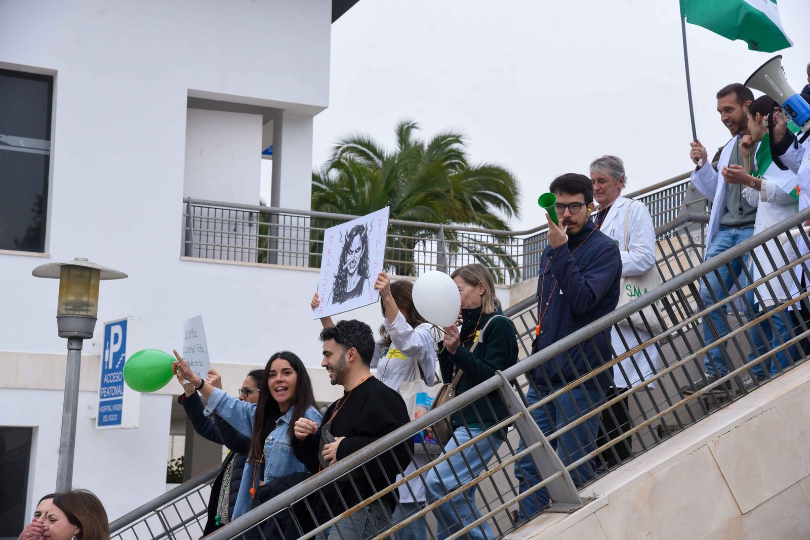 La manifestación por la huelga médica nacional, en imágenes