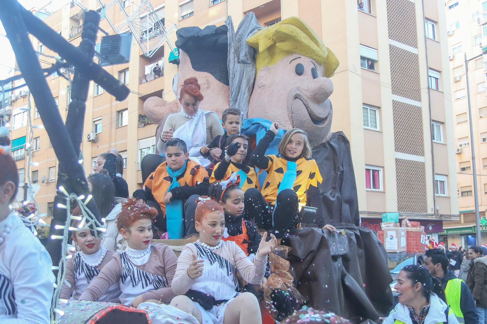 Las mejores imágenes de la cabalgata de Papá Noel en Granada