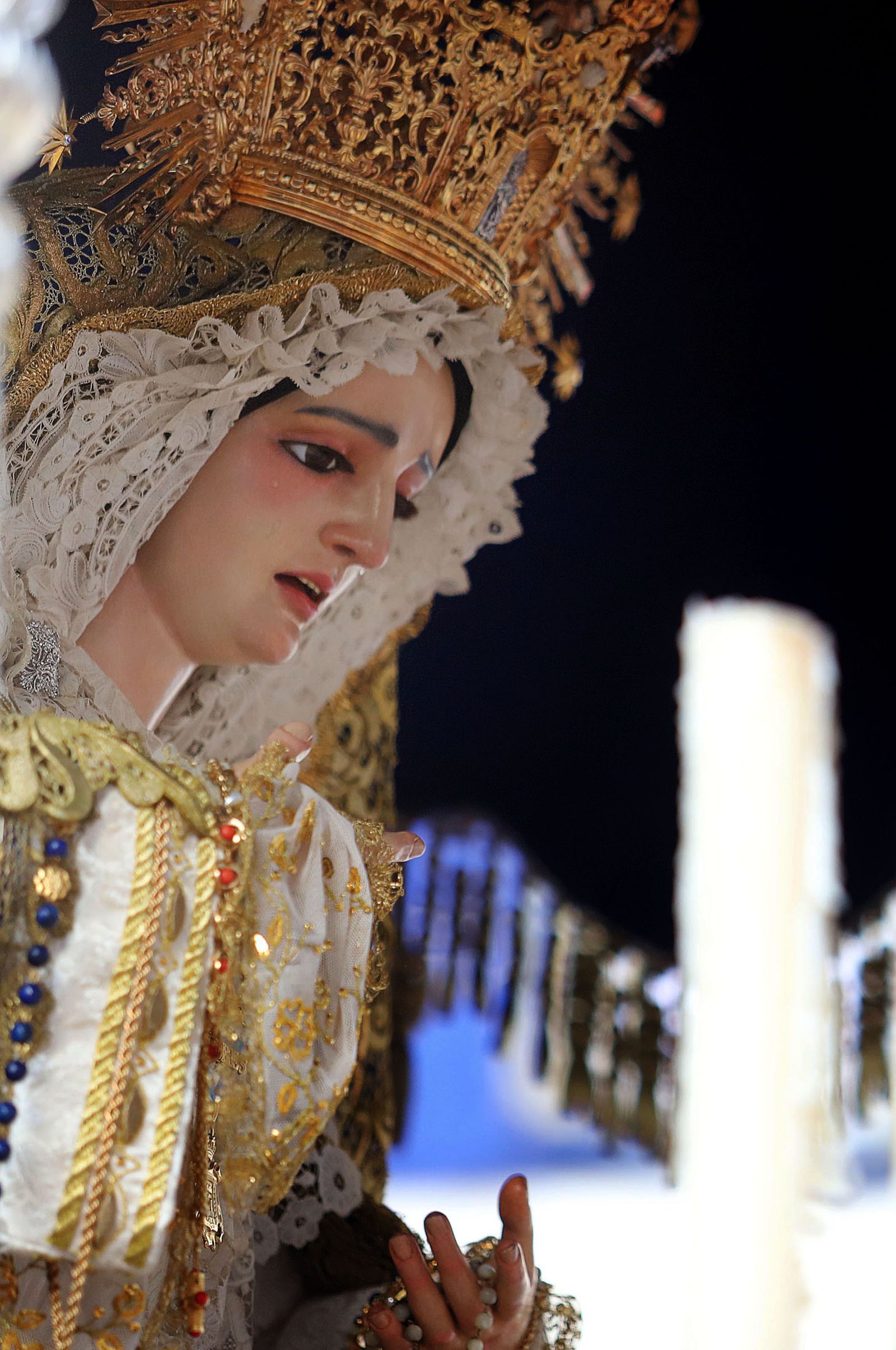 Imágenes de la procesión de la Virgen de los Dolores por Las Colonias