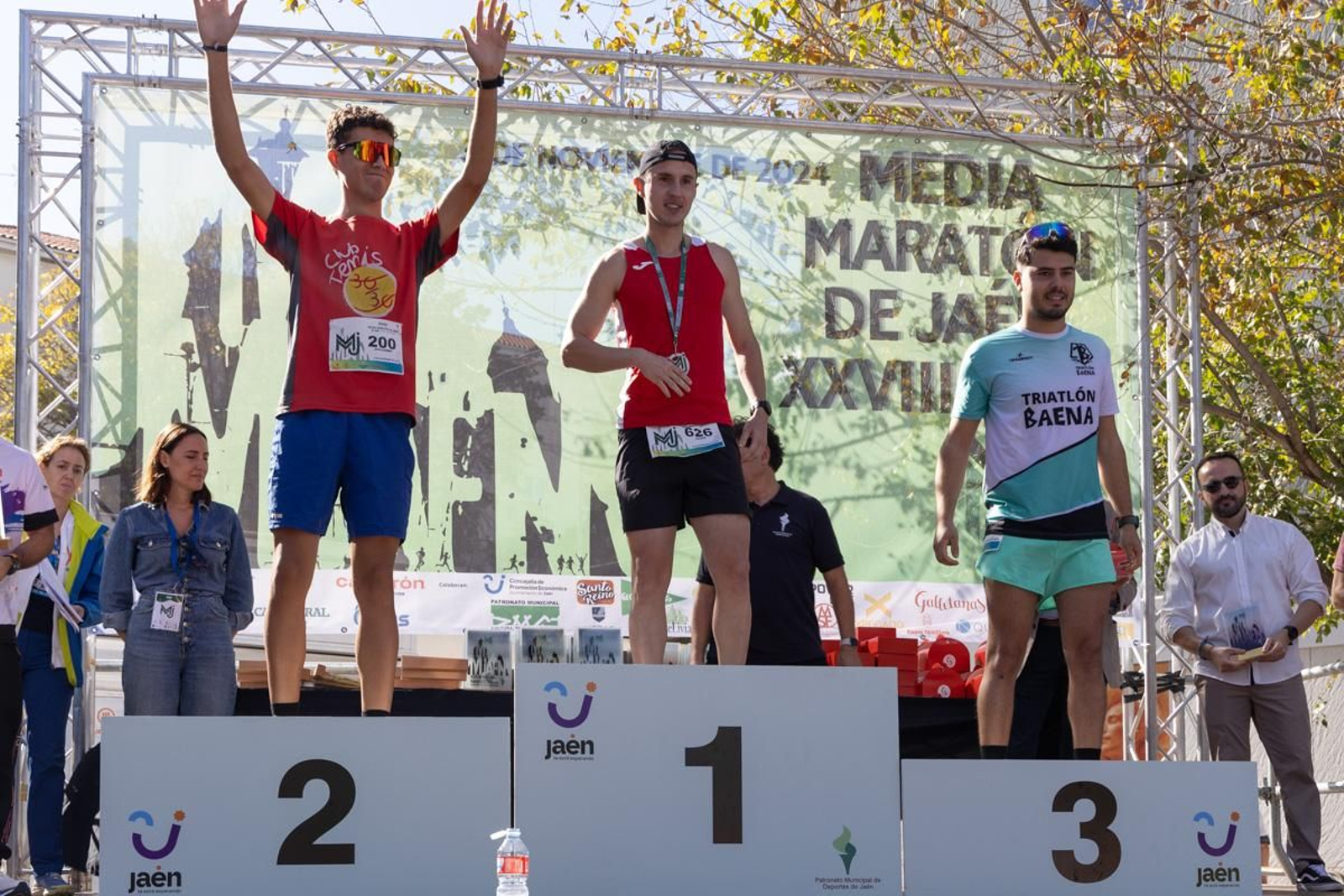 Éxito participativo en la XXVIII Media Maratón 'Ciudad de Jaén', en imágenes