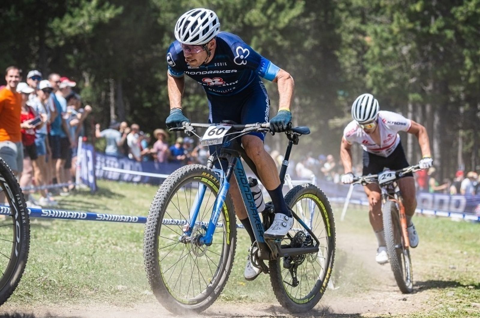 El ciclista del Primaflor, durante una prueba