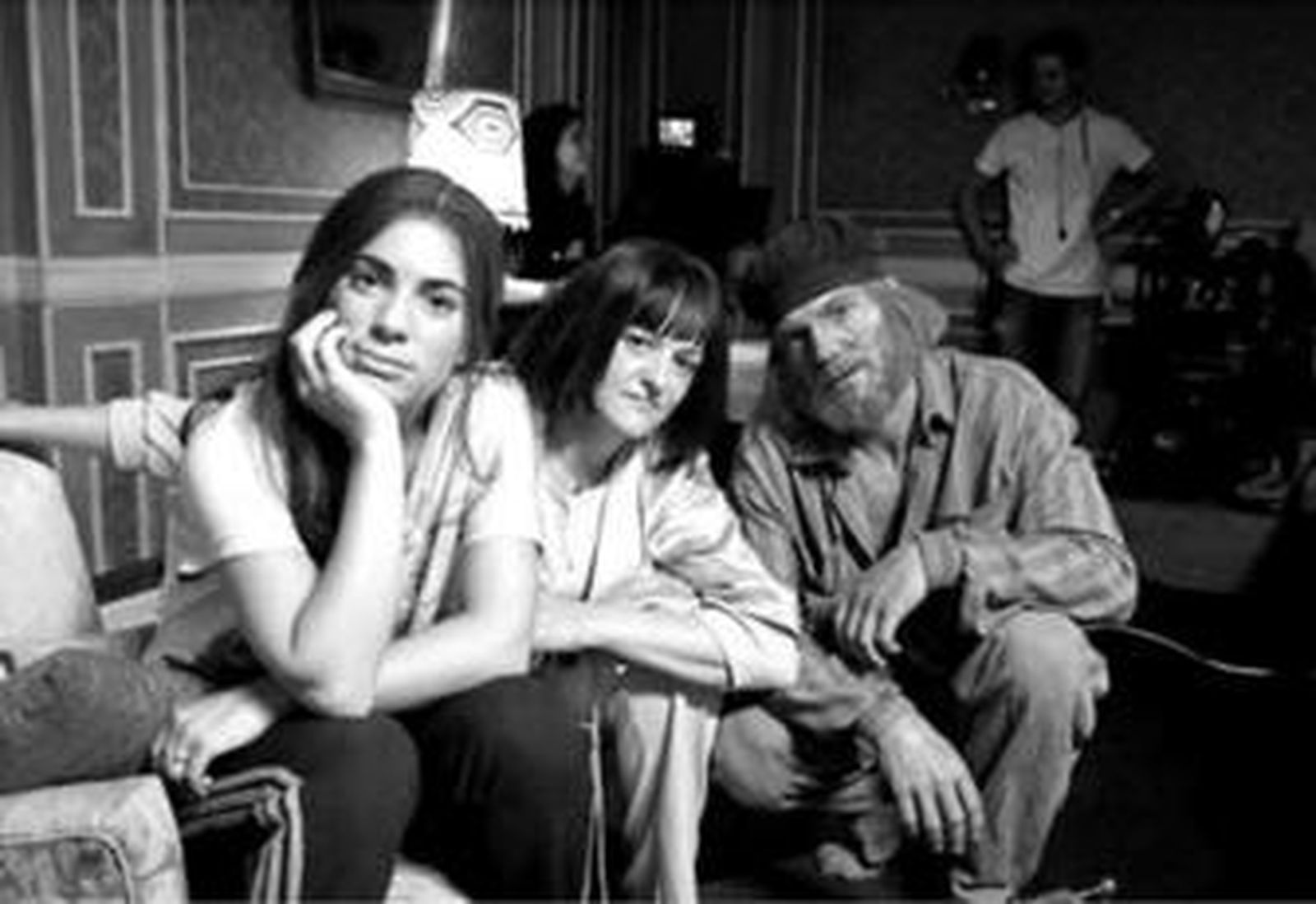 El equipo actoral de 'Rancho aparte' en uno de los descansos del rodaje.