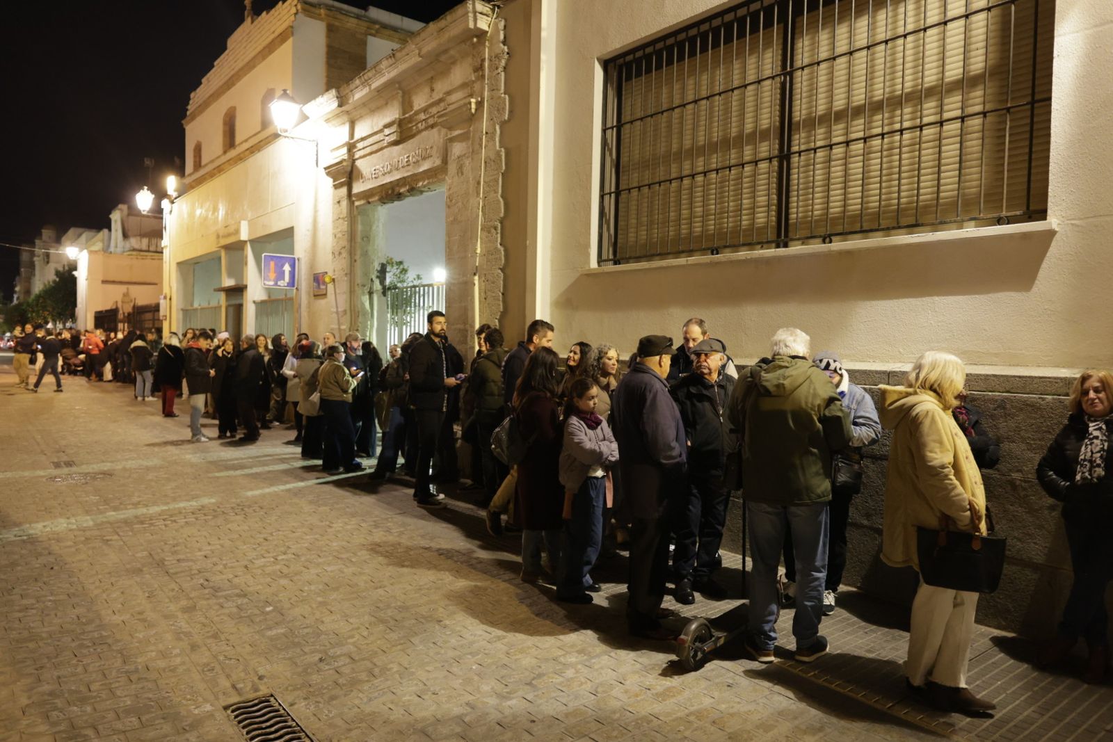 Las imágenes de la Pestiñada populatr del Carnaval de Cádiz 2026