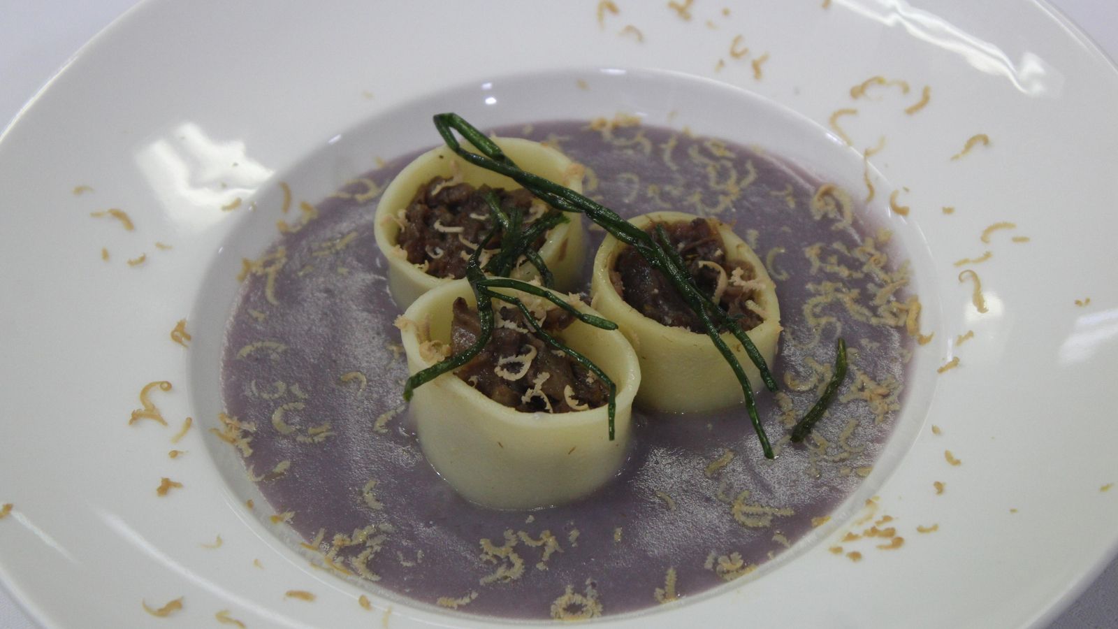 Canelones de rabo de toro.