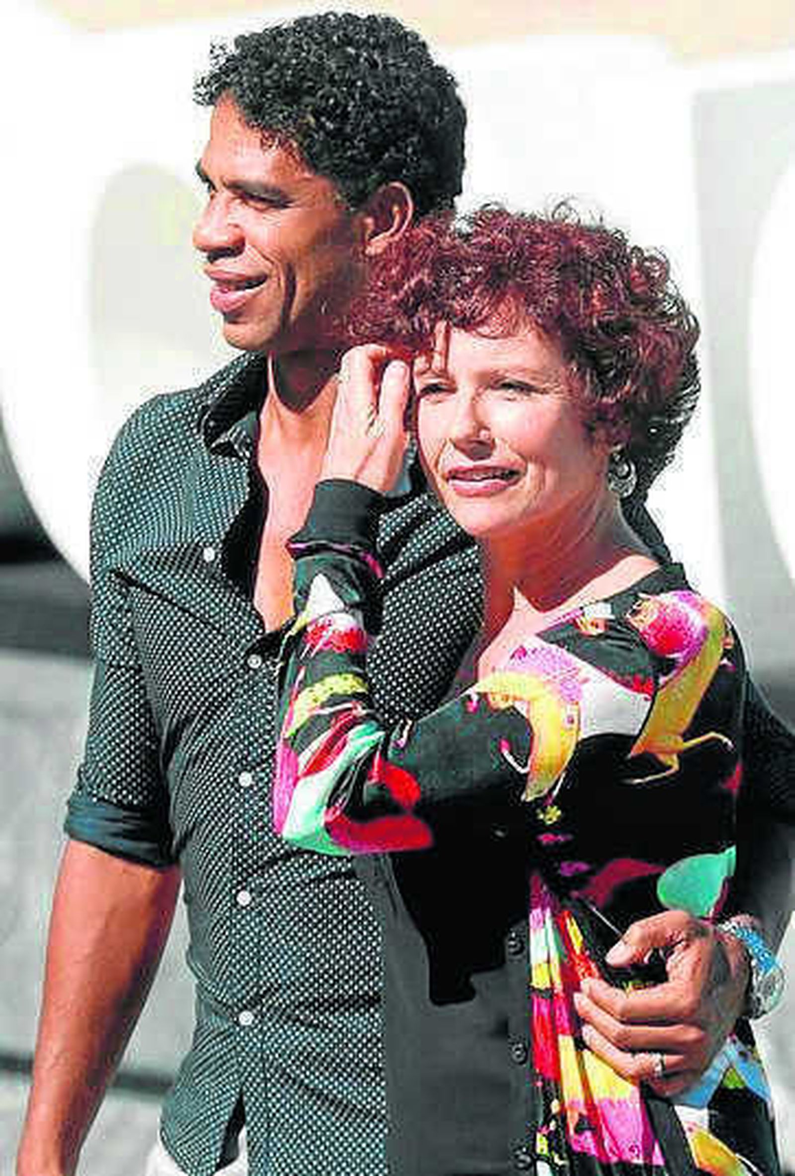 Carlos Acosta, junto a Icíar Bollaín.