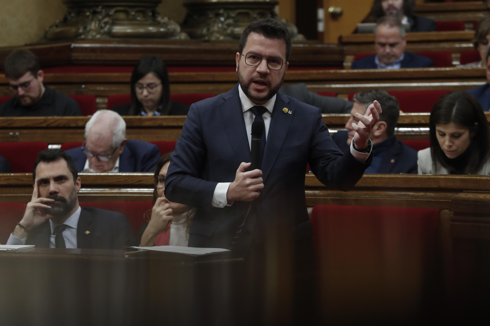 El presidente de la Generalitat, Pere Aragonès, durante la sesión de control en el 'Parlament'.