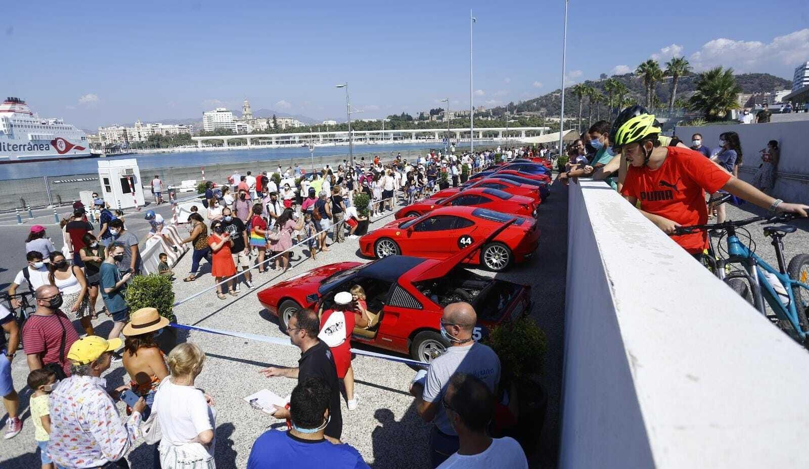 La Caravana solidaria de Ferrari en Málaga, en fotos