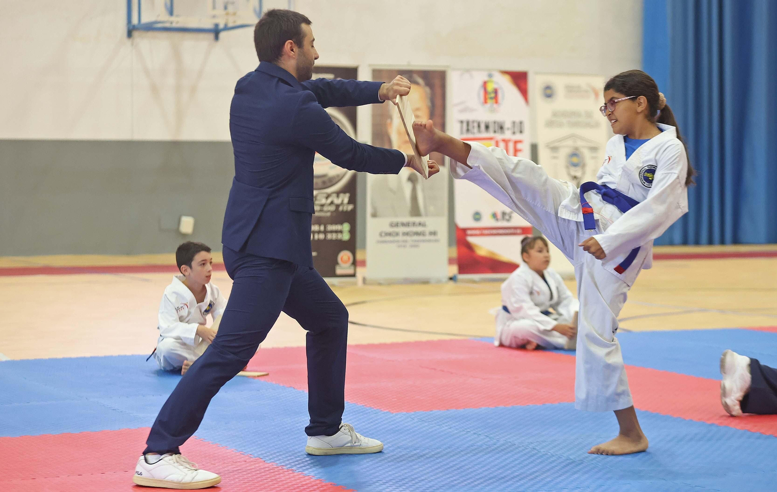 Imágenes de los exámenes de grado Taekwon - Do ITF en San Roque