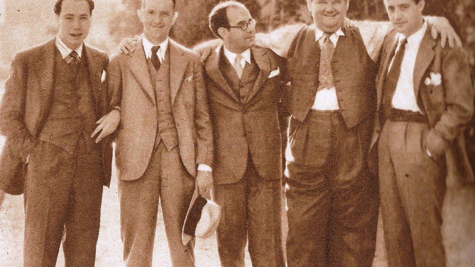 López Rubio, con el Gordo y el Flaco y Jardiel Poncela