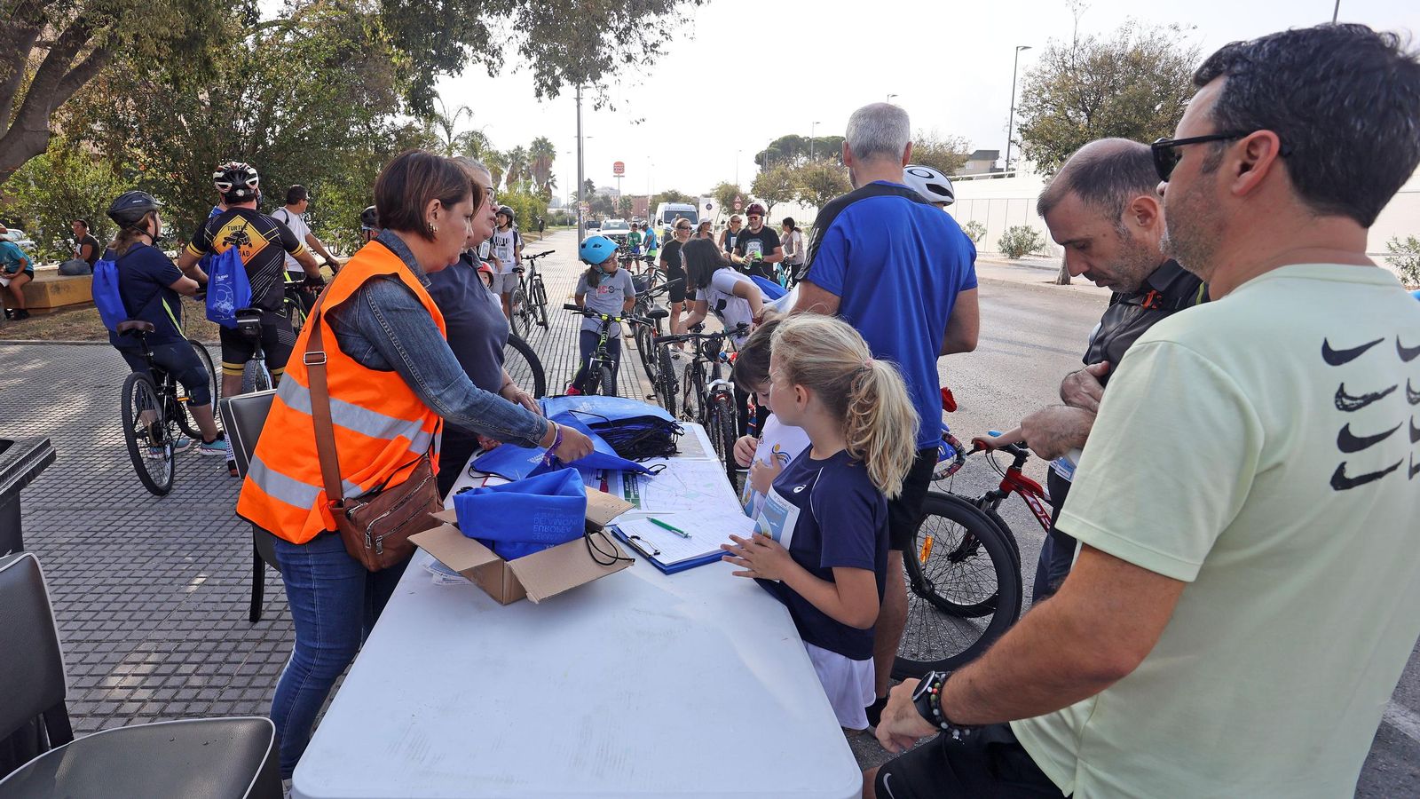 Búscate en el Día de la Bici Amistad por Jerez