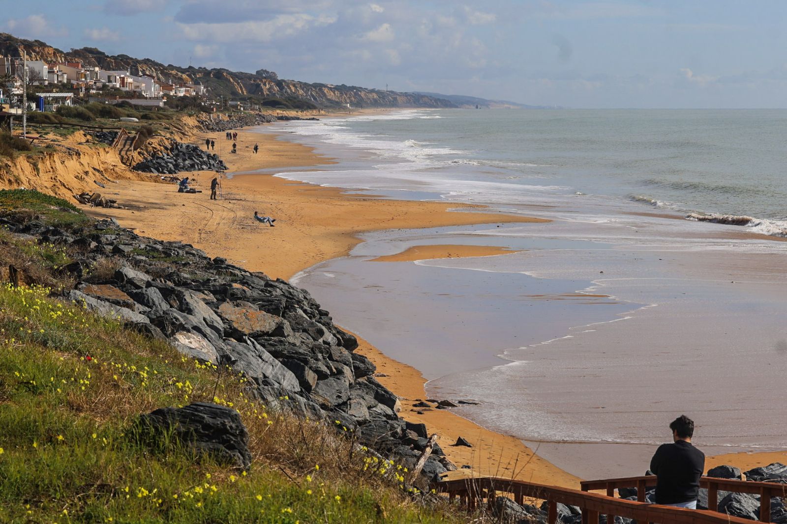 Estado de la playa de Mazagón tras los últimos temporales, en fotografías