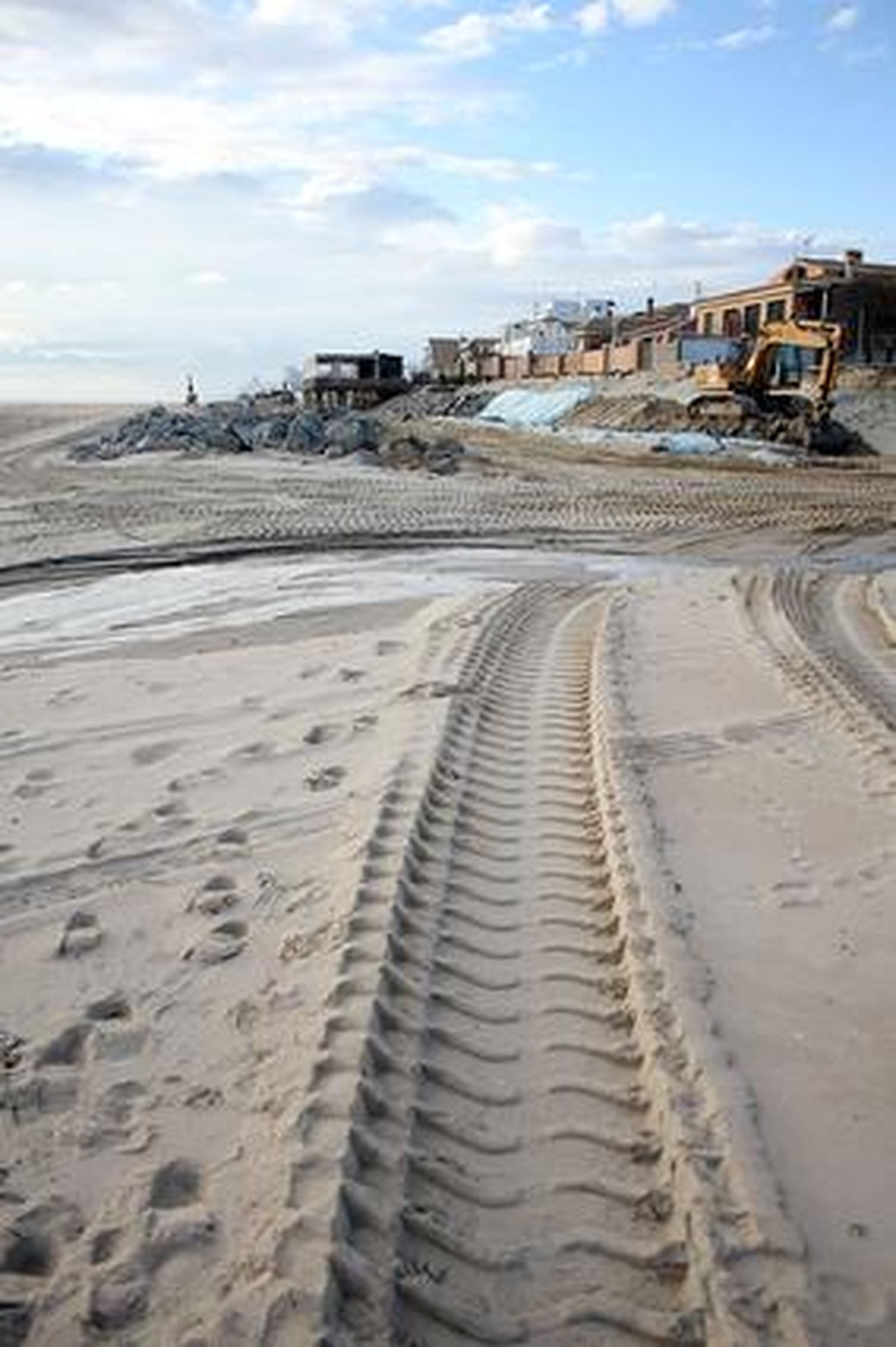 La playa de Matalascañas estará preparada para el turismo de Semana Santa. / Alberto Domínguez