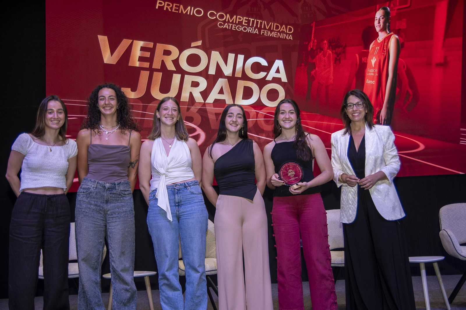 Valores y emoción en la IV Gala de Fomento del Baloncesto del Jaén CB, en imágenes