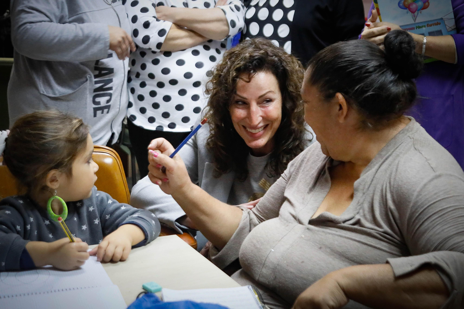 Imágenes del inicio de curso en la Escuela de Madres de Los Almendros