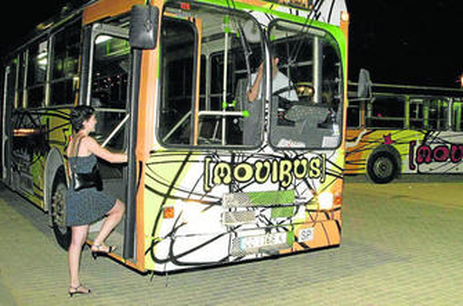 El Movibús, el día de su puesta en marcha en 2005.