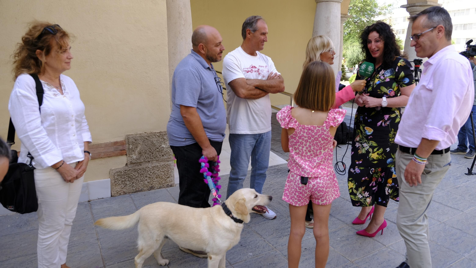 Aria, una perra adoptada, Campeona de España de búsqueda y marcaje de objetos, en imágenes
