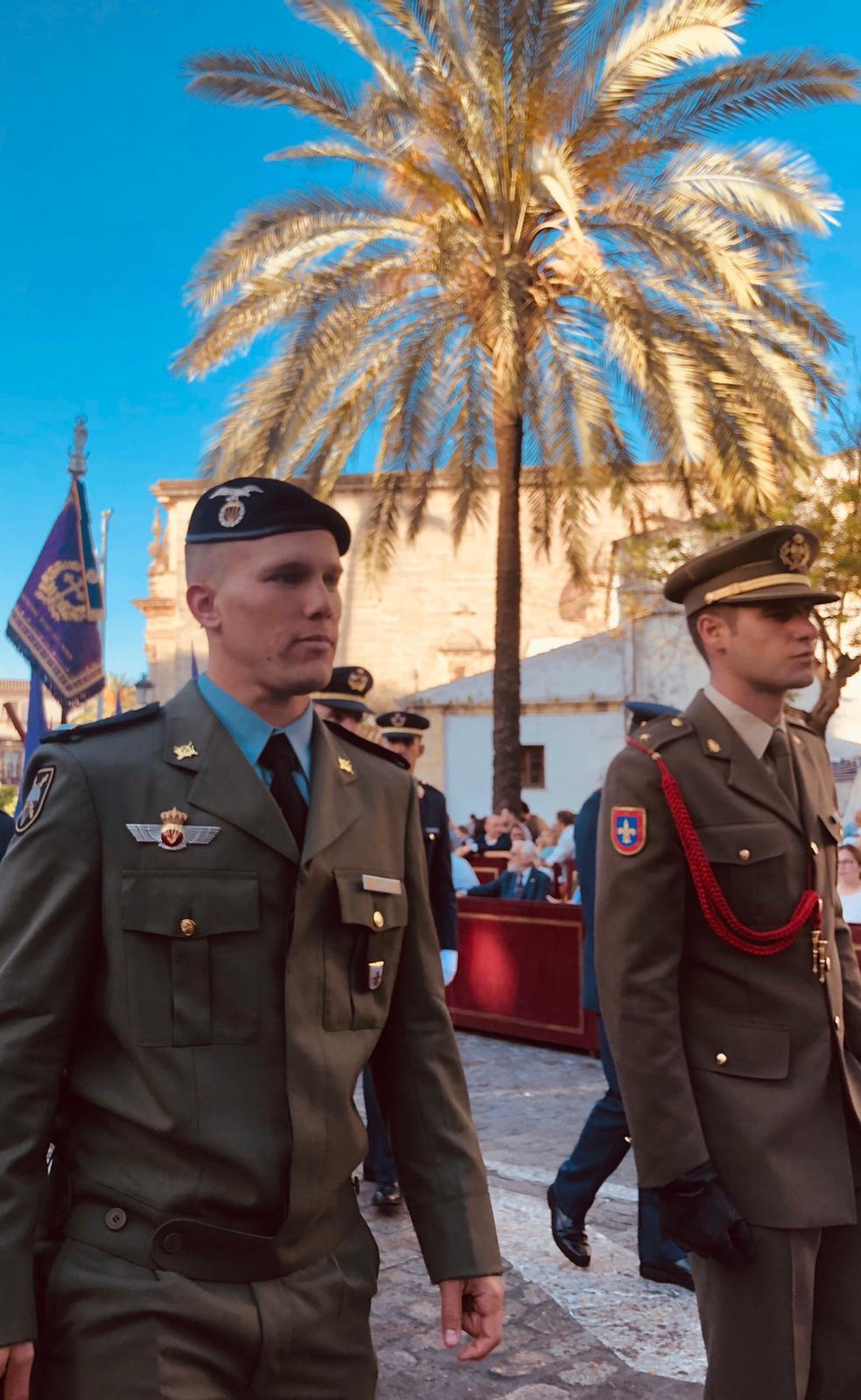 Acompañando al Cristo de la Defensión el Martes Santo en Jerez.