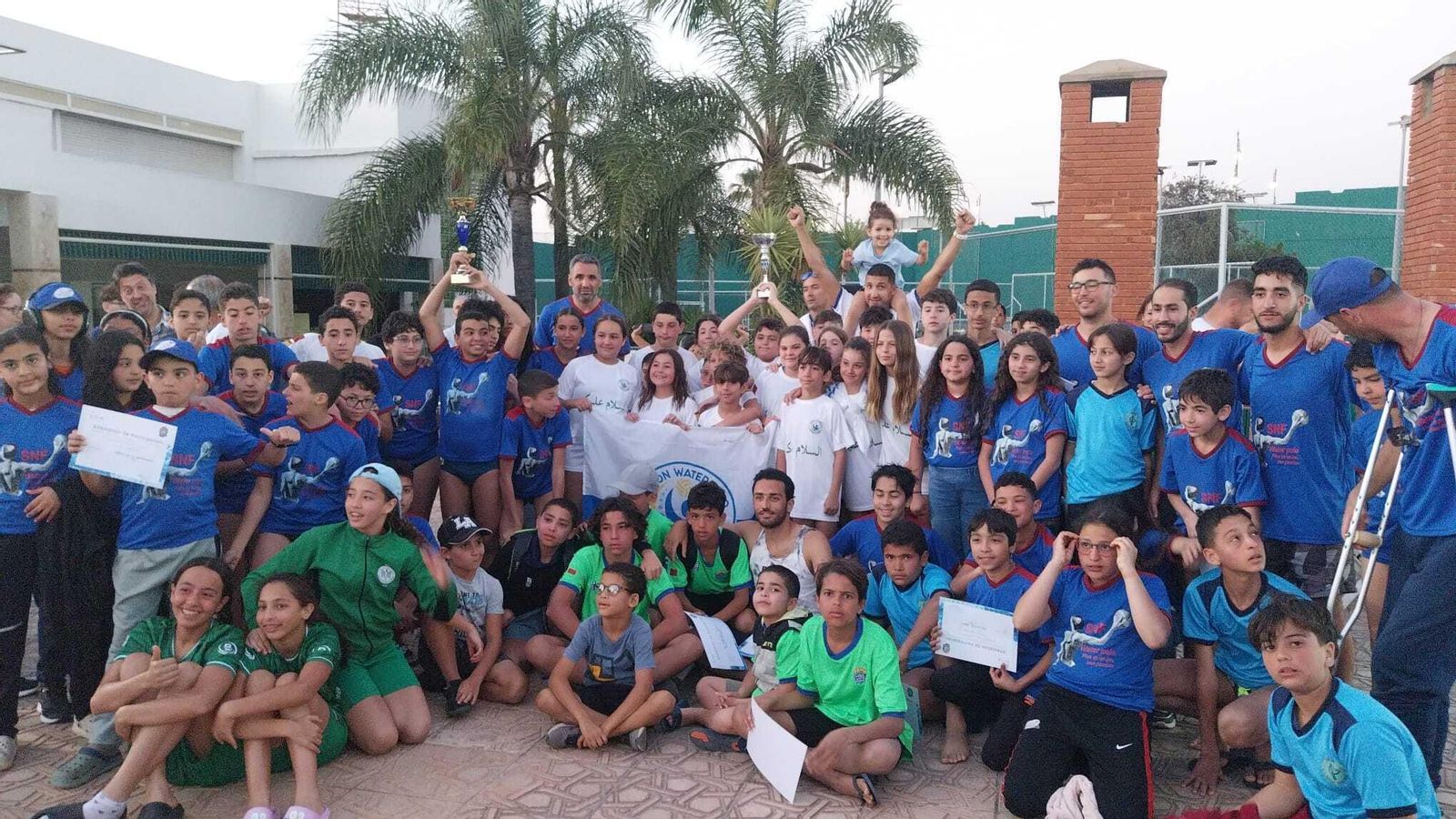 Foto de familia de todos los participantes en el torneo de Rabat. Foto de familia de todos los participantes en el torneo de Rabat.