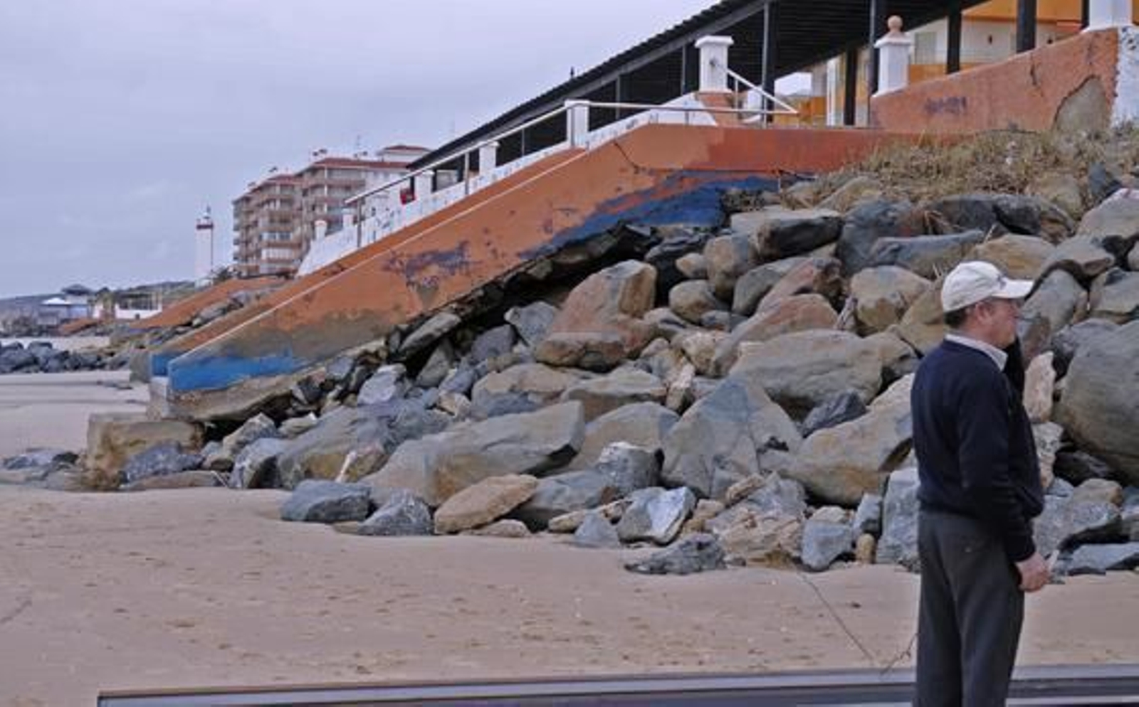 Las piedras cayeron a la misma arena de la playa.

Foto: Juan Carlos Vázquez