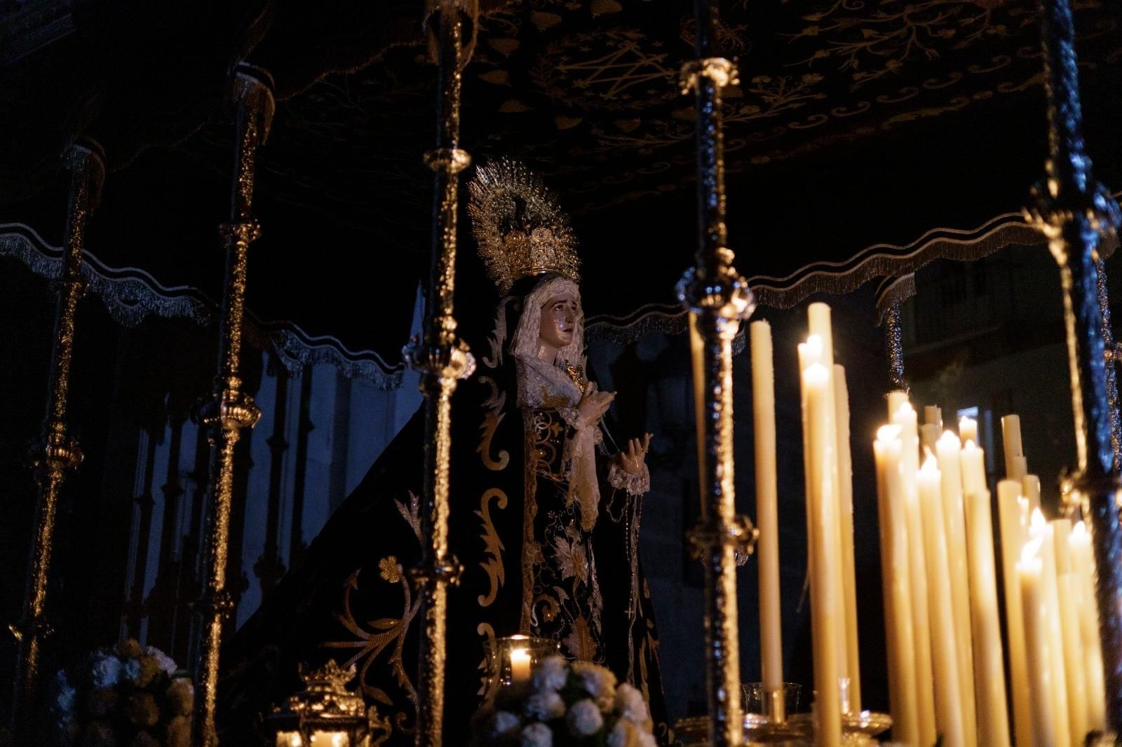 Las imágenes de la cofradía de la Buena Muerte en la Semana Santa de Cádiz 2023