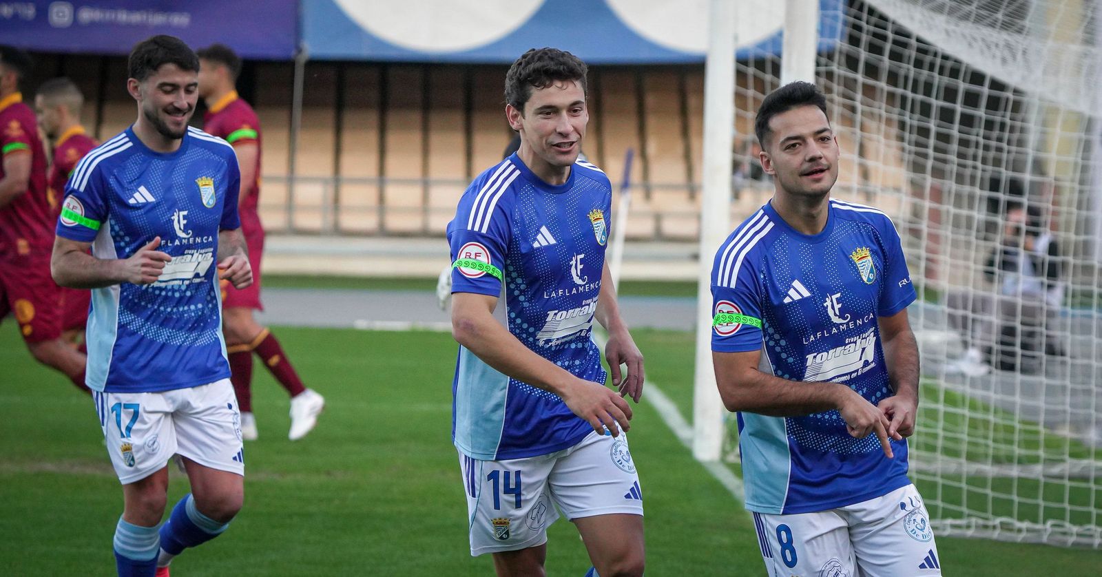 Imágenes del partido entre el Xerez CD - Linares