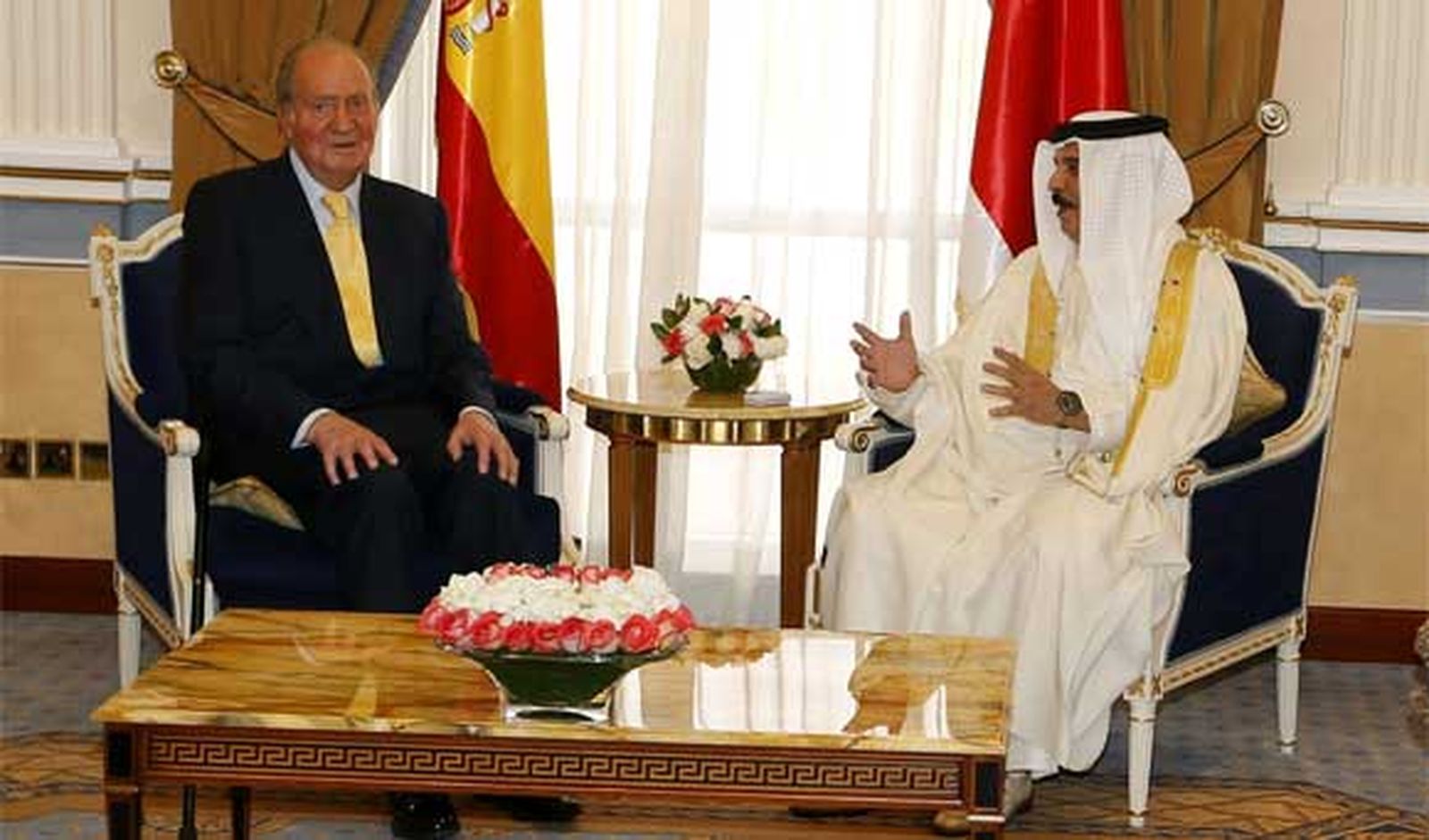 La imagen del Rey Juan Carlos en España mejora