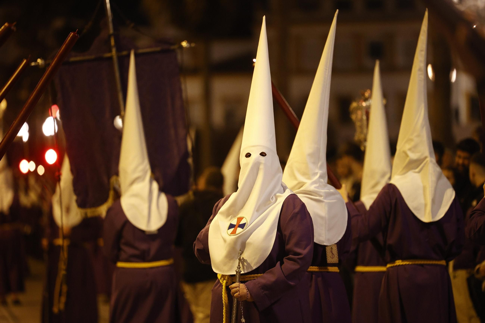 Imágenes de la salida de Medinaceli en la Semana Santa de Cádiz 2025