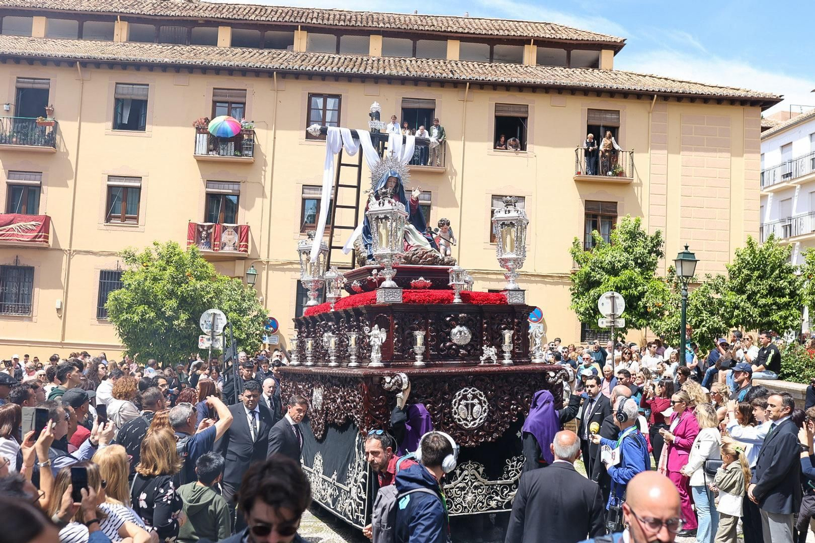 Las mejores fotos del Rezo de las Tres de la Tarde en el Campo del Príncipe