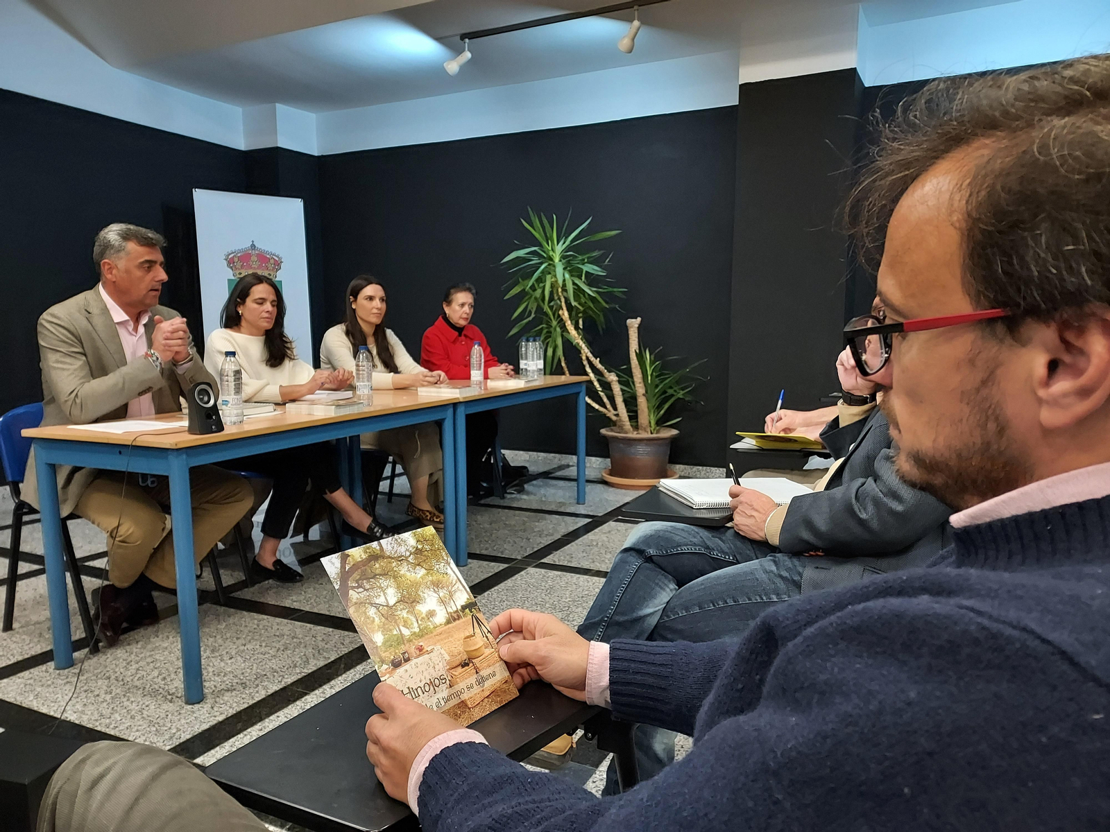 Éxito de convocatoria en la I jornada coworking que pretende conectar el tejido turístico de Hinojos