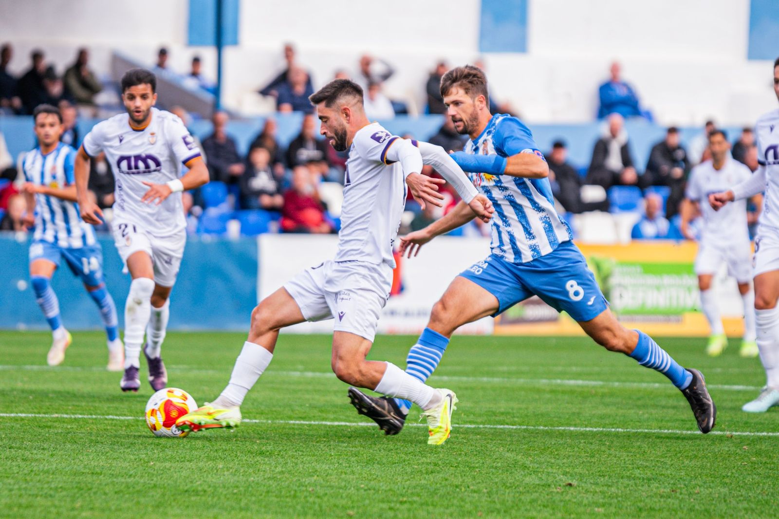 Mario Martos, en el duelo ante el Águilas FC de la primera vuelta.