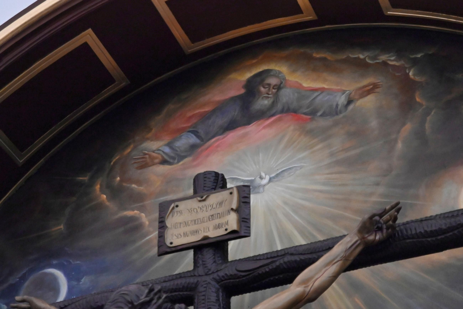 Las mejores fotos del mural de la capilla del Cristo de la Confianza de Córdoba
