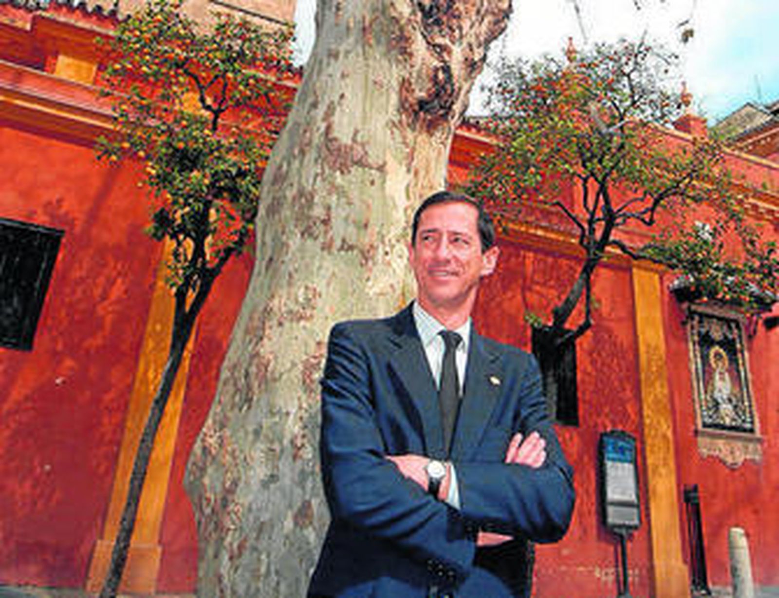 Enrique Esquivias en una foto de archivo en la Plaza de San Lorenzo.