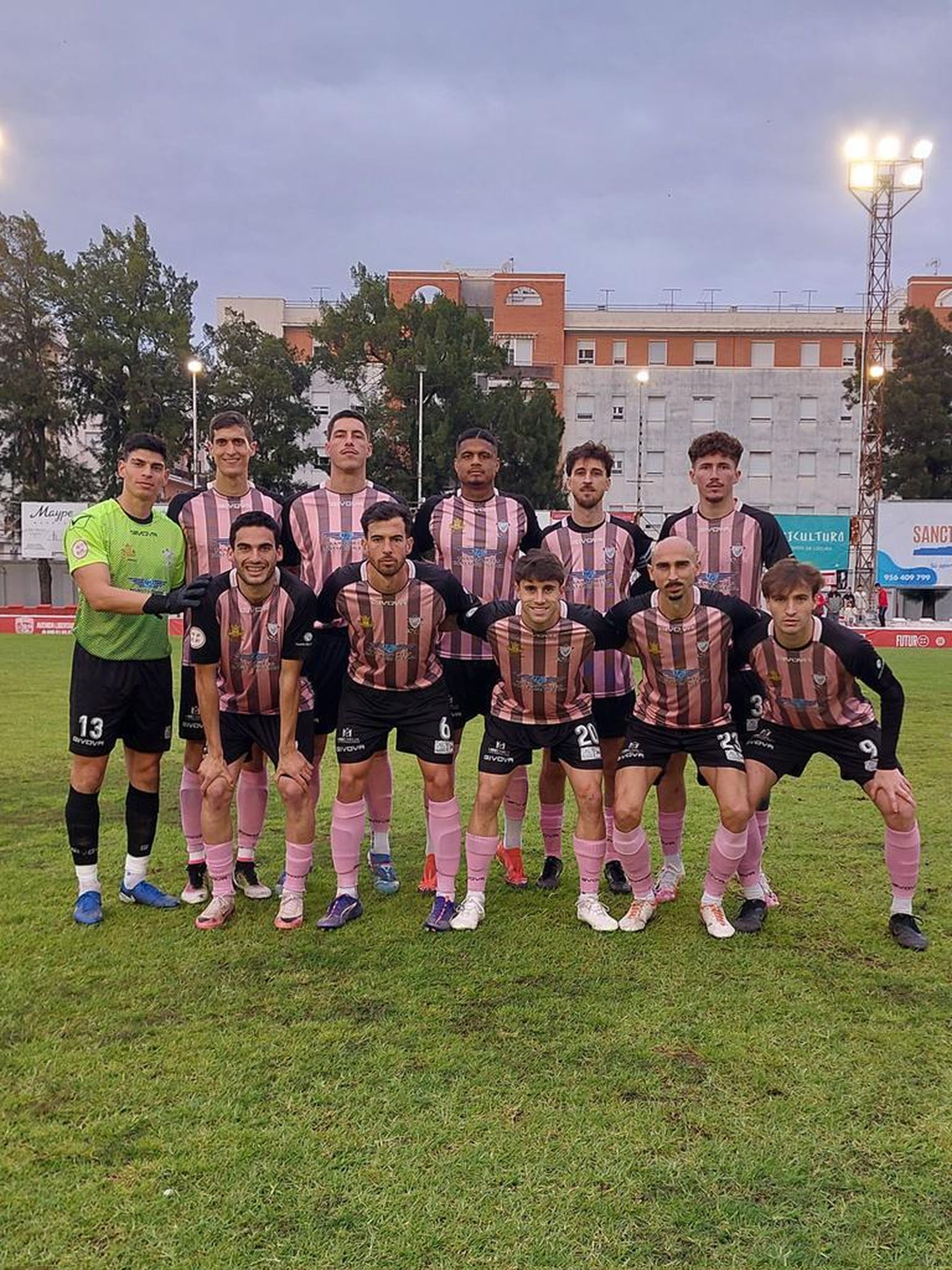 Once inicial del Bollullos en Chiclana.