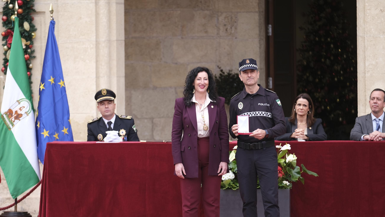La Policía Local de Almería celebra su patrón San Esteban, en imágenes