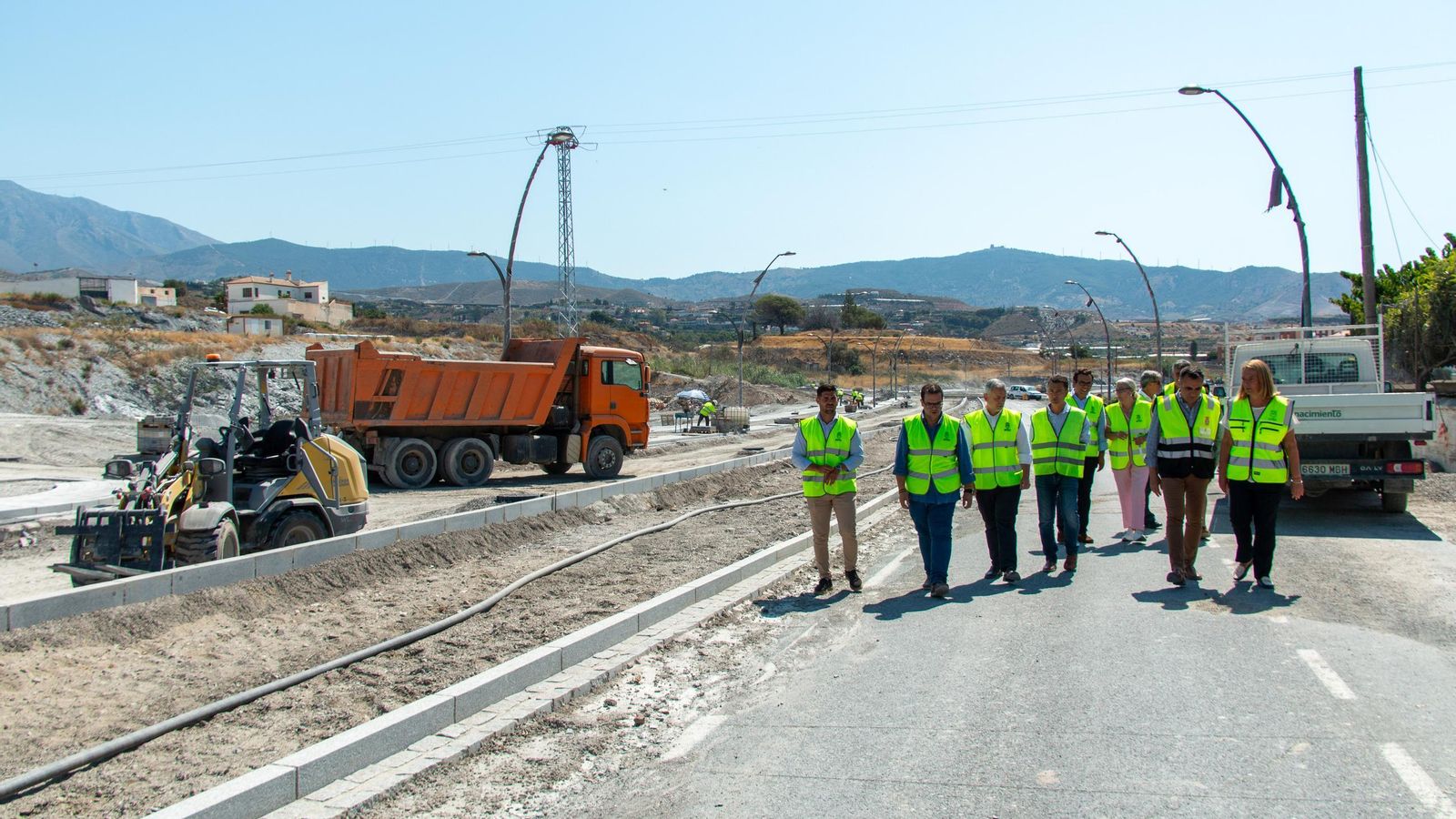 Han realizado una visita a la zona para ver el estado de la obra Han realizado una visita a la zona para ver el estado de la obra