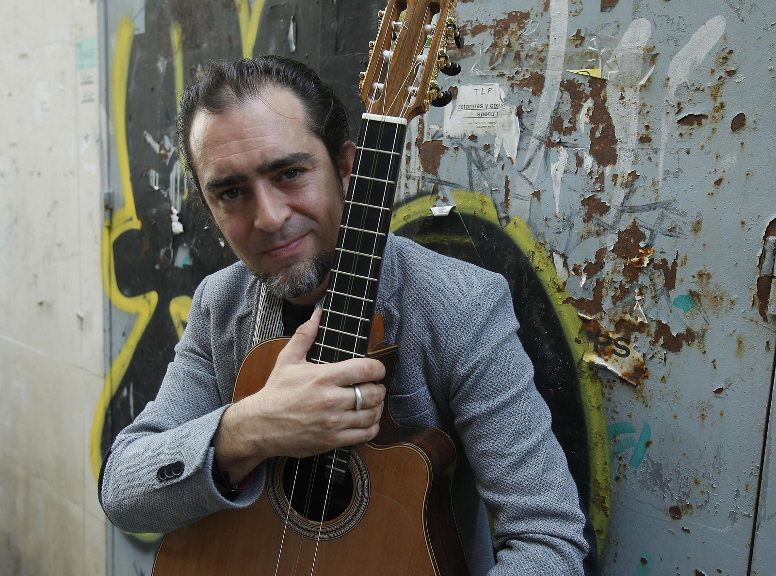 Raúl Rodríguez con 'La raíz eléctrica'