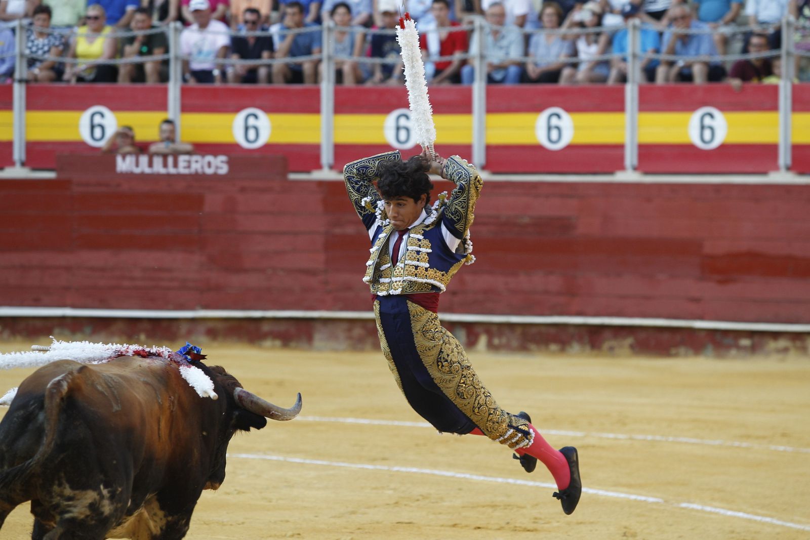 Fotogalería Primera Corrida de Toros. Feria de Almería 2019