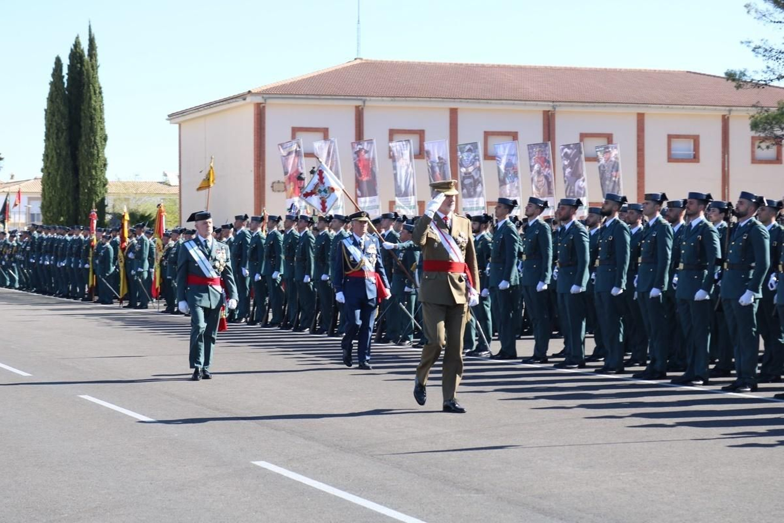 En imágenes: así ha sido la jura de bandera de la Guardia Civil presidida por el rey Felipe VI
