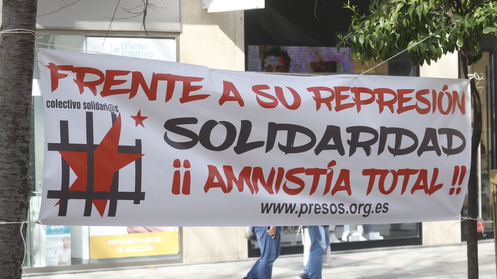 Pancarta en la protesta.