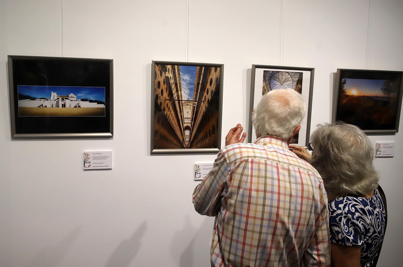 Imágenes de la exposición "Patrimonio de Huelva y Provincia", en el Centro Cultural "José Luis García Palacios" de la Fundación Caja Rural del Sur