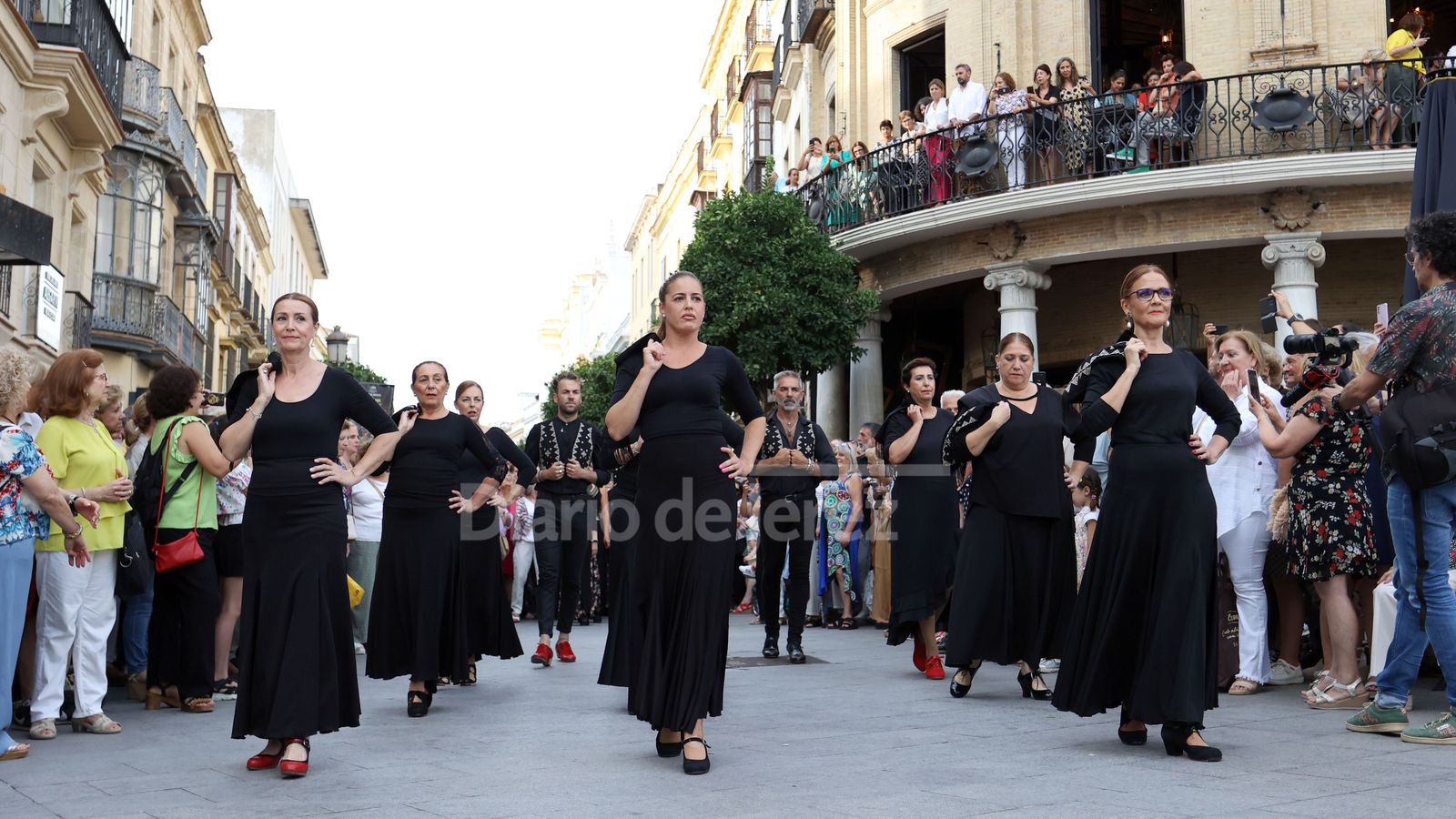 Flashmob de la academia de baile de Fani Muñoz en Jerez