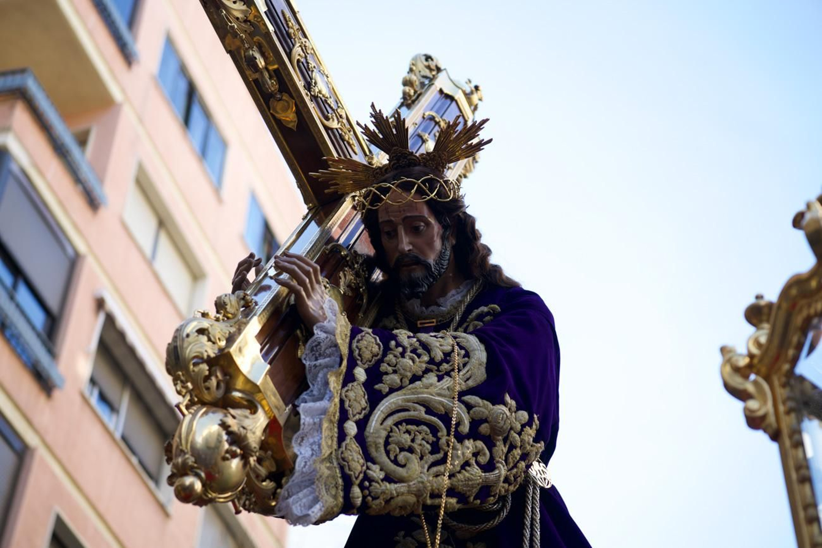 El Abuelo abre el camino de la histórica Magna en Jaén