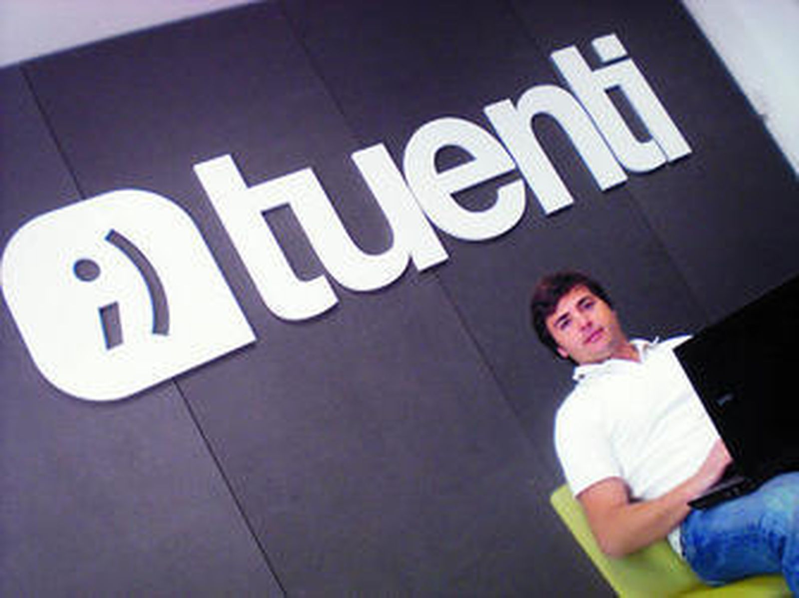 "Tuenti se ha convertido en una necesidad para millones de personas"