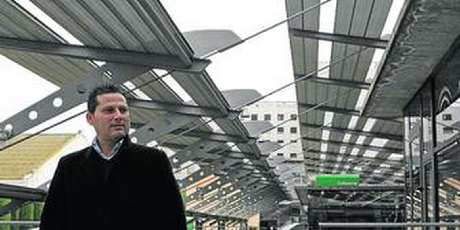 Jesús Valencia, en el interior de la sede central de la Consejería de Agricultura y Pesca.