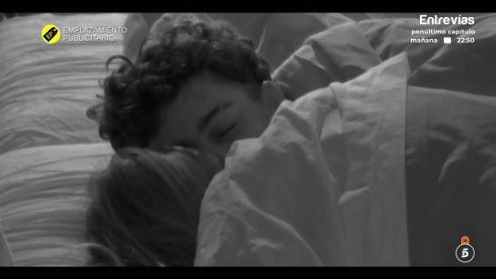 Beso de Manu y Laura en 'Gran Hermano 2024'